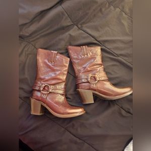 Frye carmen harness short brown boots.